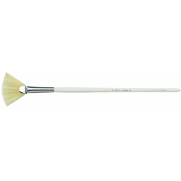 FAN BRUSH FOR MASKS MASK